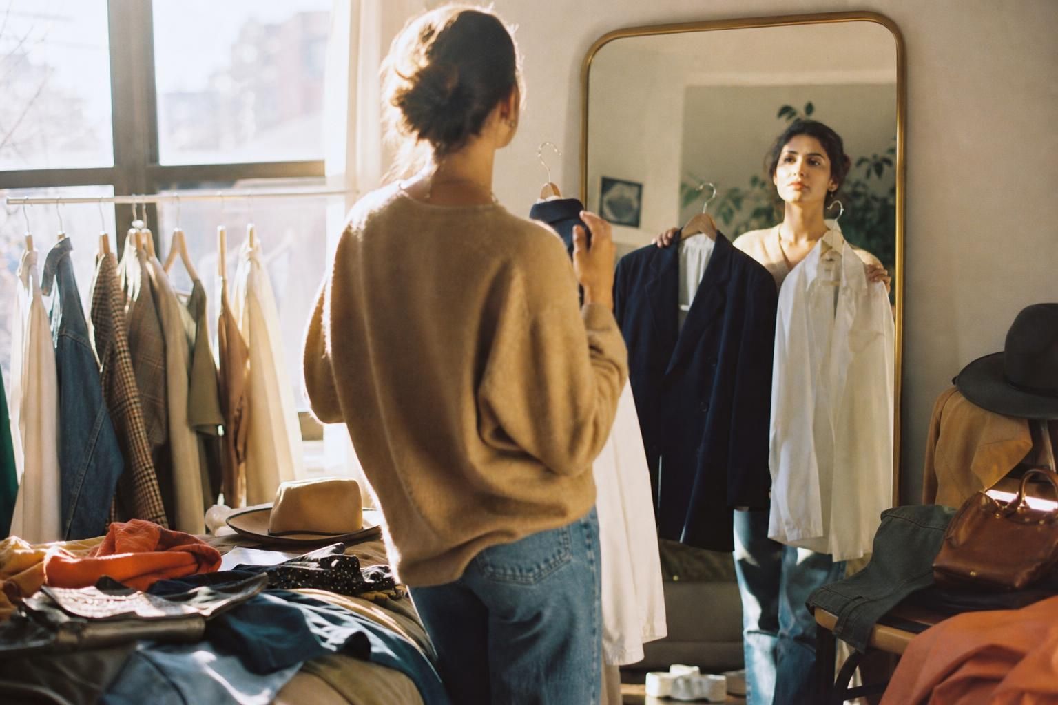 découvrez des conseils pratiques pour définir votre style vestimentaire facilement, même si vous ne savez pas par où commencer. trouvez votre identité mode pas à pas.